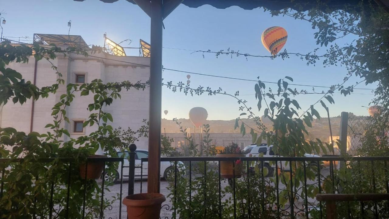 Bed and Breakfast Cappadocia Elite Stone House à Göreme Extérieur photo